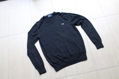 SWETER FRED PERRY  M CZARNY