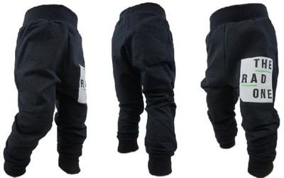 Czarne spodnie dresowe jednolite gładkie 98 / 104