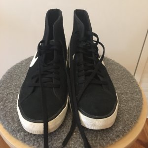 czarne buty Nike r.40 tenisówki, do kostki