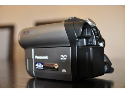 Kamera Panasonic VDR-D50 użyta jeden raz