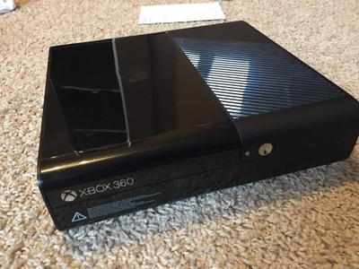 Xbox 360 E + Kinect + Gry  500gb pamięci  +2 pady