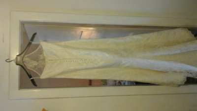 Suknia Slubna VILLAIS, kolor kremowy, rozmiar 38