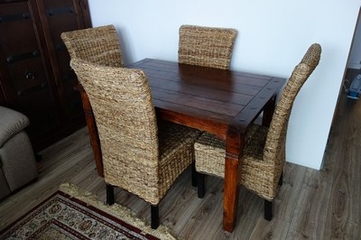 Stół w stylu antycznym, retro, kolonialny