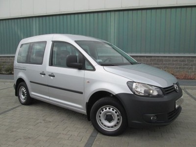 ZDEKOMPLETOWANY VW CADDY 1.6 TDI 90 KM SALON POL