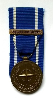 Medal NATO - NATO BOSNIA MEDAL z FORMER YUGOSLAVIA