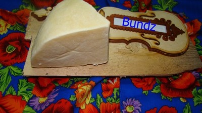 Bundz(oscypek,oscypki)ser z mleka krowiego