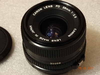 Obiektyw Canon Lens FD 2.8/28mm + akcesoria