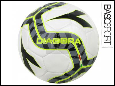 Piłka nożna Diadora Ball-Ola treningowa szyta r. 4