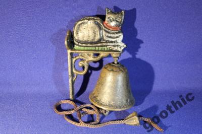 Piękny żeliwny dzwonek-KOT -Anglia