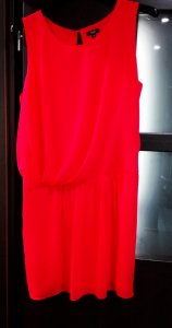 Sukienka Solar r. 40 Czerwona, stan idealny