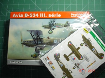 Avia B.534 III 1/48 + bonus