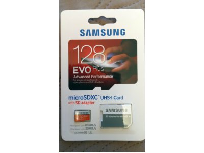 SAMSUNG 128 GB micro SDXC  z adapterem