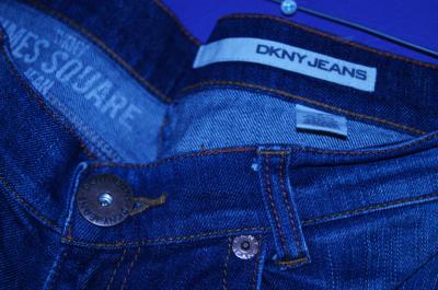 spodnie dkny jeans size 9R  2%spandex stretch
