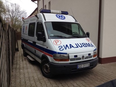 Karetka ambulans RENAULT MASTER 2,8DTI