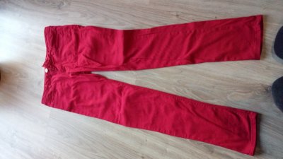 spodnie czerwone rozmiar 36