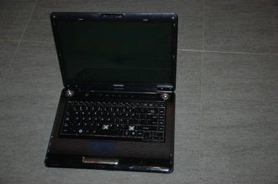 Laptop Toshiba Satellite A300 - 24z -  uszkodzony