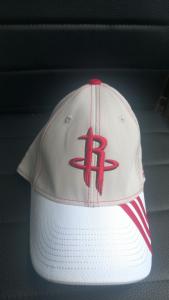 Adidas,oryginalna czapeczka Houston Rockets   M/L
