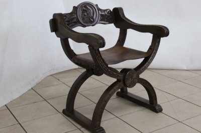 Fotel rzymski krzesło 100 % drewno naturalna skóra