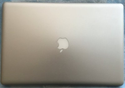 MacBook Pro 17 i7