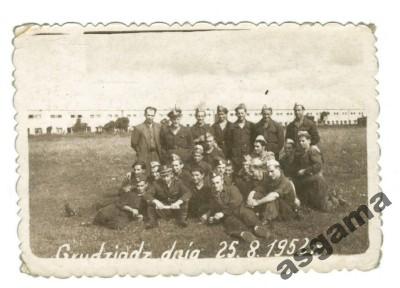 Grudziądz 1952 grupa żołnierzy