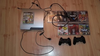 Play Station 3 320GB + 2 PADY + FIFA 17 + 8 GIER!