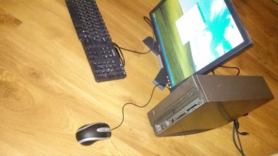 Zestaw komputerowy Dell + Monitor + Klaw. + Mysz