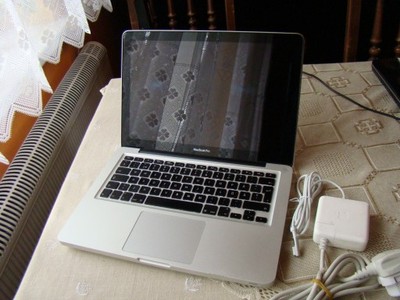 Apple MacBook Pro 13 2.66GHz/4GB/320GB