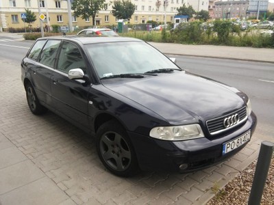 Audi a4 1999 1.8 benzyna 125KM
