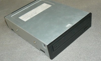 NAPĘD DVD-ROM 16x IDE + GRATIS Toshiba SD-M1802