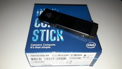 Intel Compute Stick + klawiatura Logitech K400 