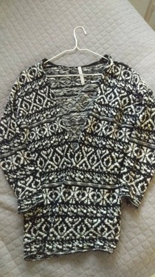 STRADIVARIUS kardigan sweter S 26 biało-czarny