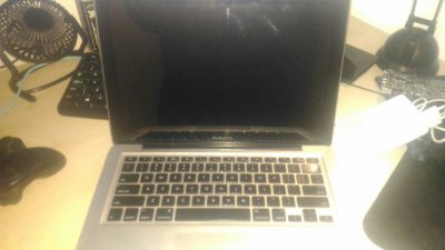 MacBook a1278 mid 2009 kadłubek i uszkodzona płyta