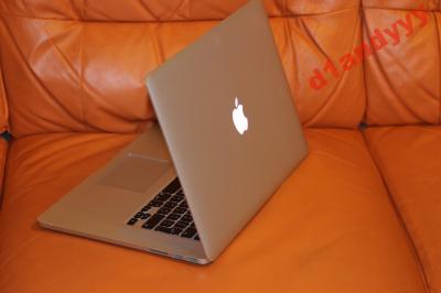 MacBook PRO 15'' i7 2.2GHz 16gb 250gb maj 2015 30g