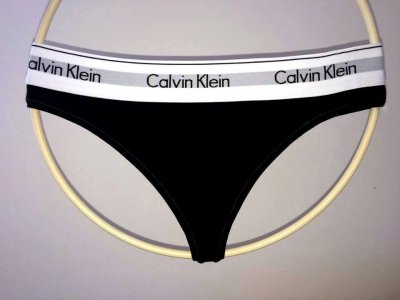 Nowe STRINGI Calvin Klein CK 5 kolorów 4 rozmiary! - 6153301718 - oficjalne  archiwum Allegro