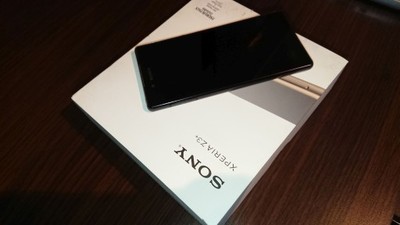 Sony Xperia Z3+ ( z4, z5 ) jak nowa komplet gwaran