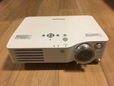 Projektor Panasonic Pt-ax200