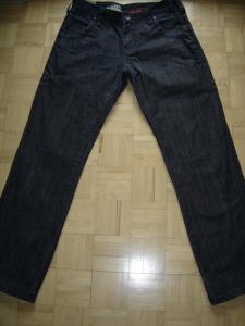 Spodnie jeans Reserved 33/34 (Zara,H&amp;M,Cropp)