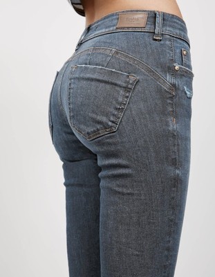 Nowe Jeansy spodnie Push up BERSHKA 36 S - 6724903842 - oficjalne archiwum  Allegro