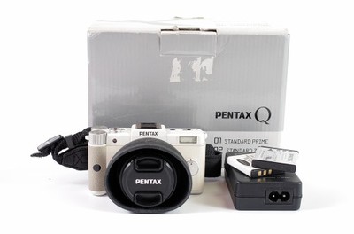 Pentax Q + 01 Standard Prime 8.5mm F/1.9