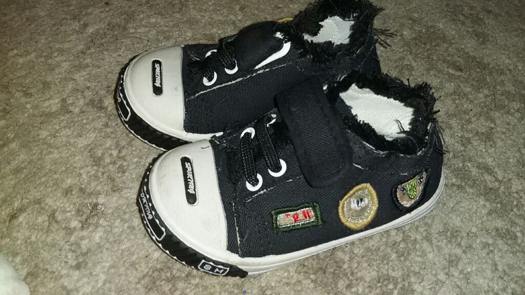 Sandalki kapcie adidasy przedszkol 23 trampki