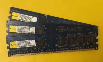 25] Pamięć 1GB DDR2 ELIXIR M2Y1G64TU8HB4B-3C