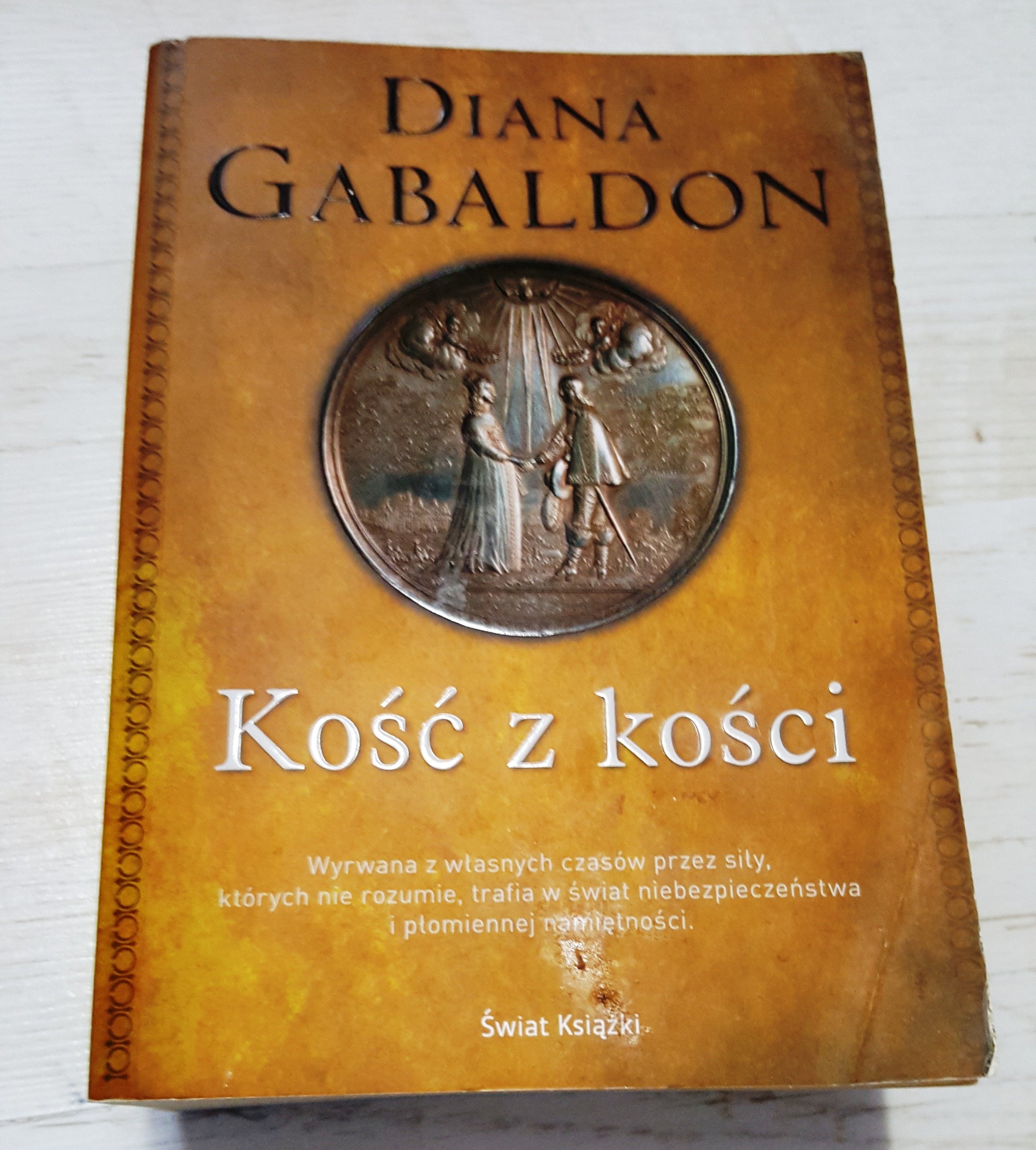 Diana Gabaldon KOŚĆ Z KOŚCI - 7019009422 - oficjalne archiwum Allegro