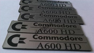 Badge sticker znaczek Amiga 600 HD