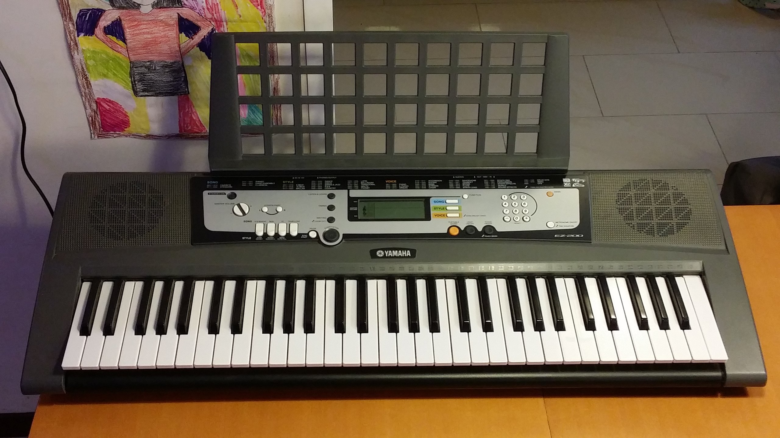 Keyboard Yamaha EZ 200 + wbudowana nauka gry - 7045789483 - oficjalne  archiwum Allegro