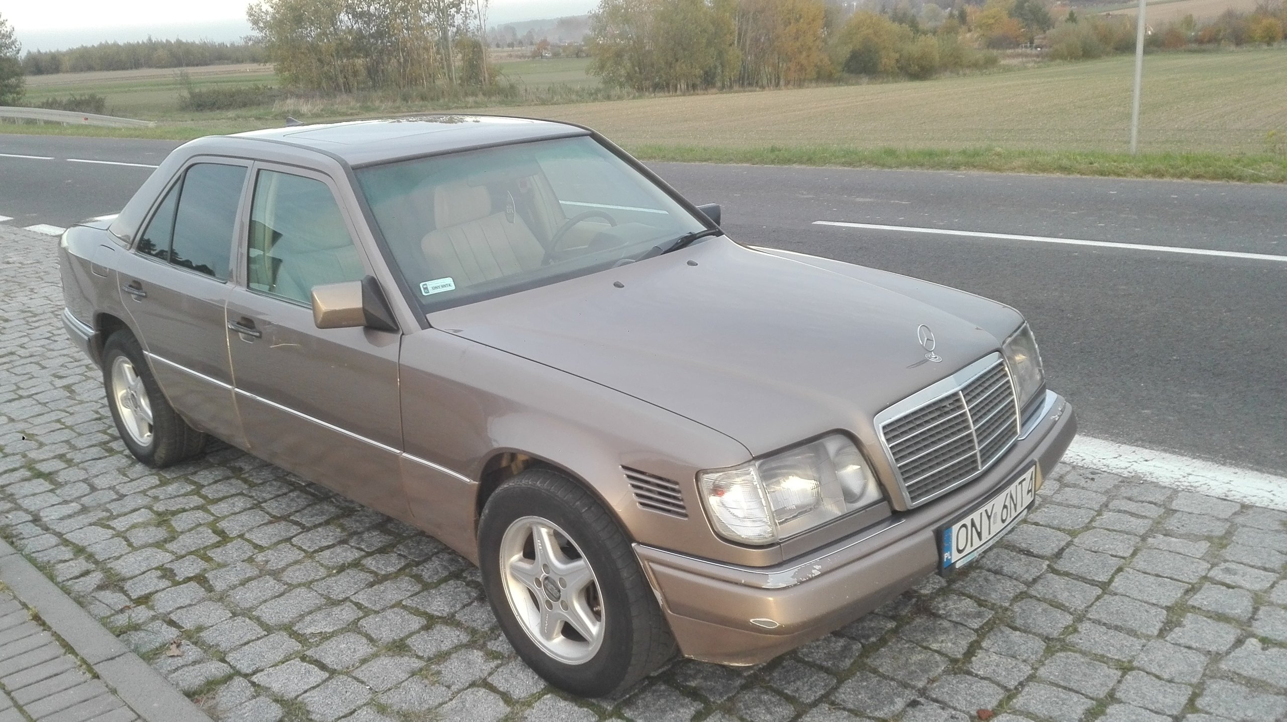 Mercedes w124 300TD 4matic - 7014586151 - oficjalne archiwum Allegro