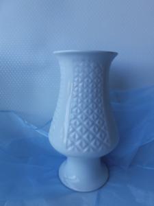 Porcelanowy biały wazon  BAREUTHER