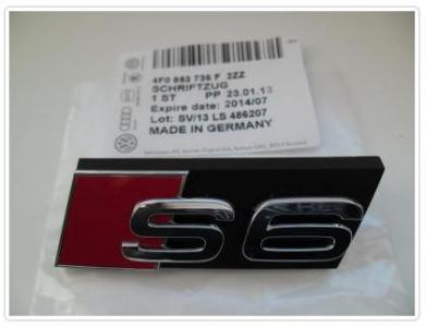 Emblemat Audi S6 - przedni grill 4F0853736F2ZZ