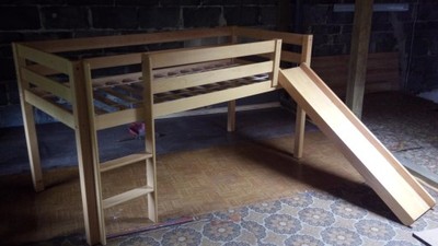 Łóżko drewniane ze zjeżdżalnią - Stan DB! TANIO!