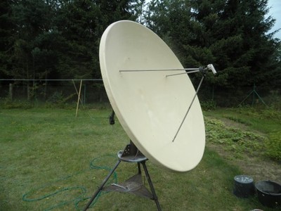 Antena satelitarna  aluminiowa z pozycjonerem