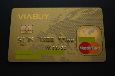 Złota Karta kredytowa MasterCard GOLD - VIABUY